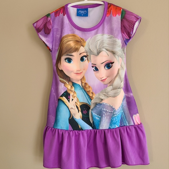 Disney Frozen short sleeved nightgown - Picture 1 of 3